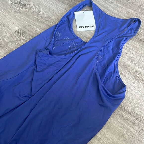 Laser Logo Racerback Tank
IVY PARK® NEW - Picture 3 of 3